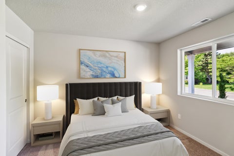 Tiny photo for 16615 Grey Pine St ST, La Pine, OR 97739 (MLS # 220221009)