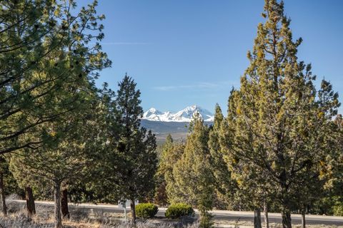 3399 NW Starview Drive Bend OR 97703