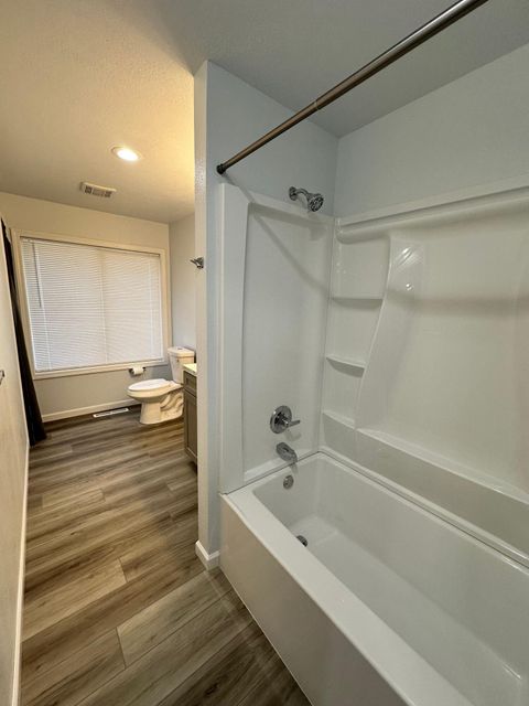 Tiny photo for 3345 Madison Street, Klamath Falls, OR 97603 (MLS # 220220237)