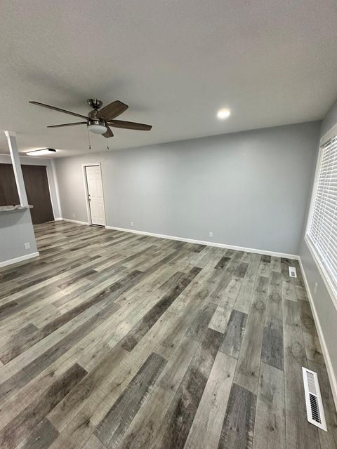 Tiny photo for 3345 Madison Street, Klamath Falls, OR 97603 (MLS # 220220237)
