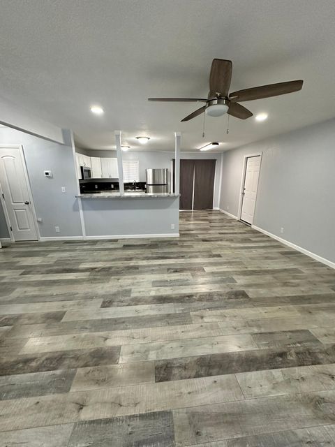 Tiny photo for 3345 Madison Street, Klamath Falls, OR 97603 (MLS # 220220237)