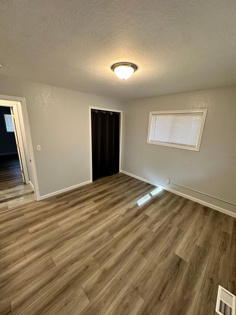 Tiny photo for 3345 Madison Street, Klamath Falls, OR 97603 (MLS # 220220237)