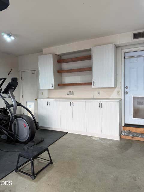 Tiny photo for 764 NW 19th Place, Redmond, OR 97756 (MLS # 220227083)