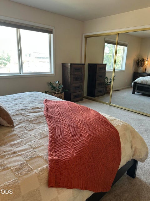 Tiny photo for 764 NW 19th Place, Redmond, OR 97756 (MLS # 220227083)