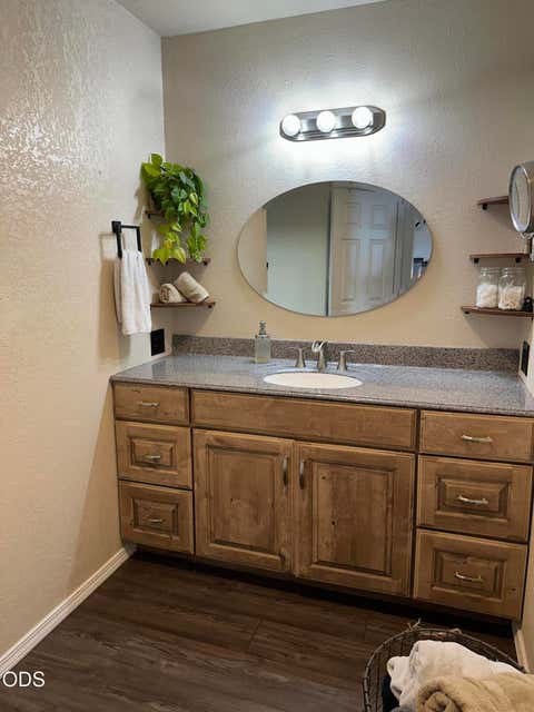 Tiny photo for 764 NW 19th Place, Redmond, OR 97756 (MLS # 220227083)