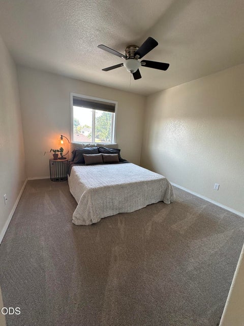 Tiny photo for 764 NW 19th Place, Redmond, OR 97756 (MLS # 220227083)