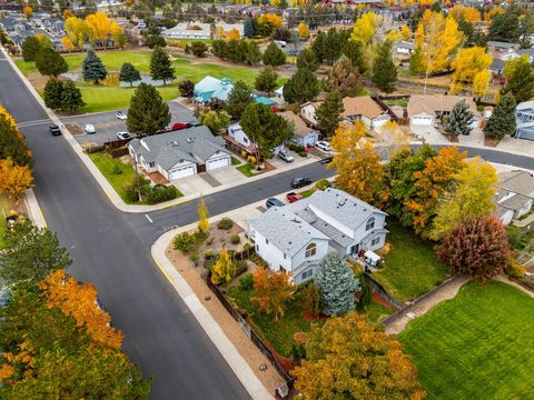 Tiny photo for 3686 SW Bobby Jones Court, Redmond, OR 97756 (MLS # 220211247)