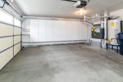 Tiny photo for 3686 SW Bobby Jones Court, Redmond, OR 97756 (MLS # 220211247)