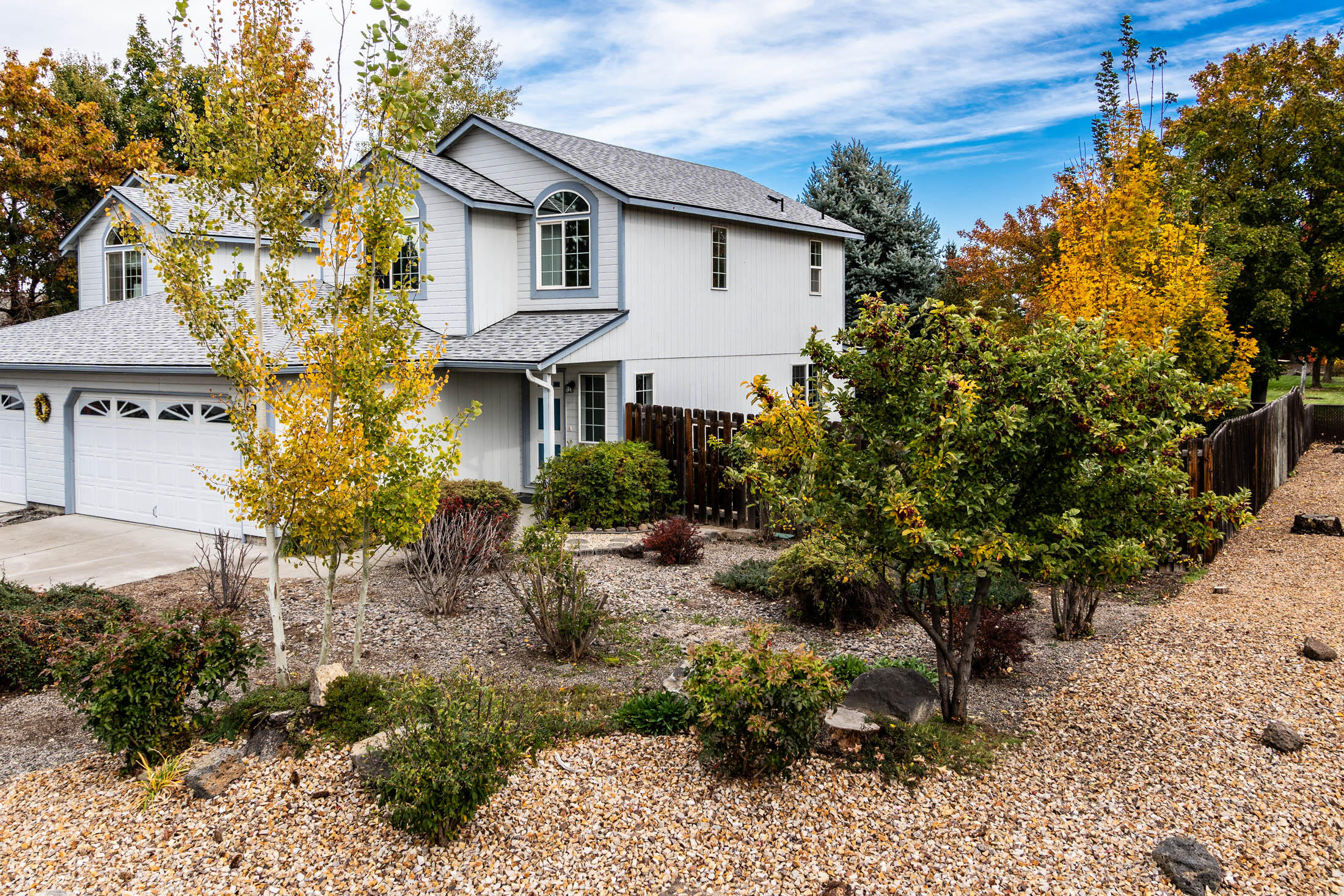 3686 SW Bobby Jones Court