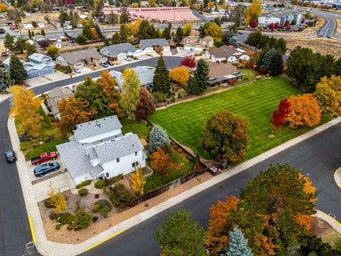 Tiny photo for 3686 SW Bobby Jones Court, Redmond, OR 97756 (MLS # 220211247)