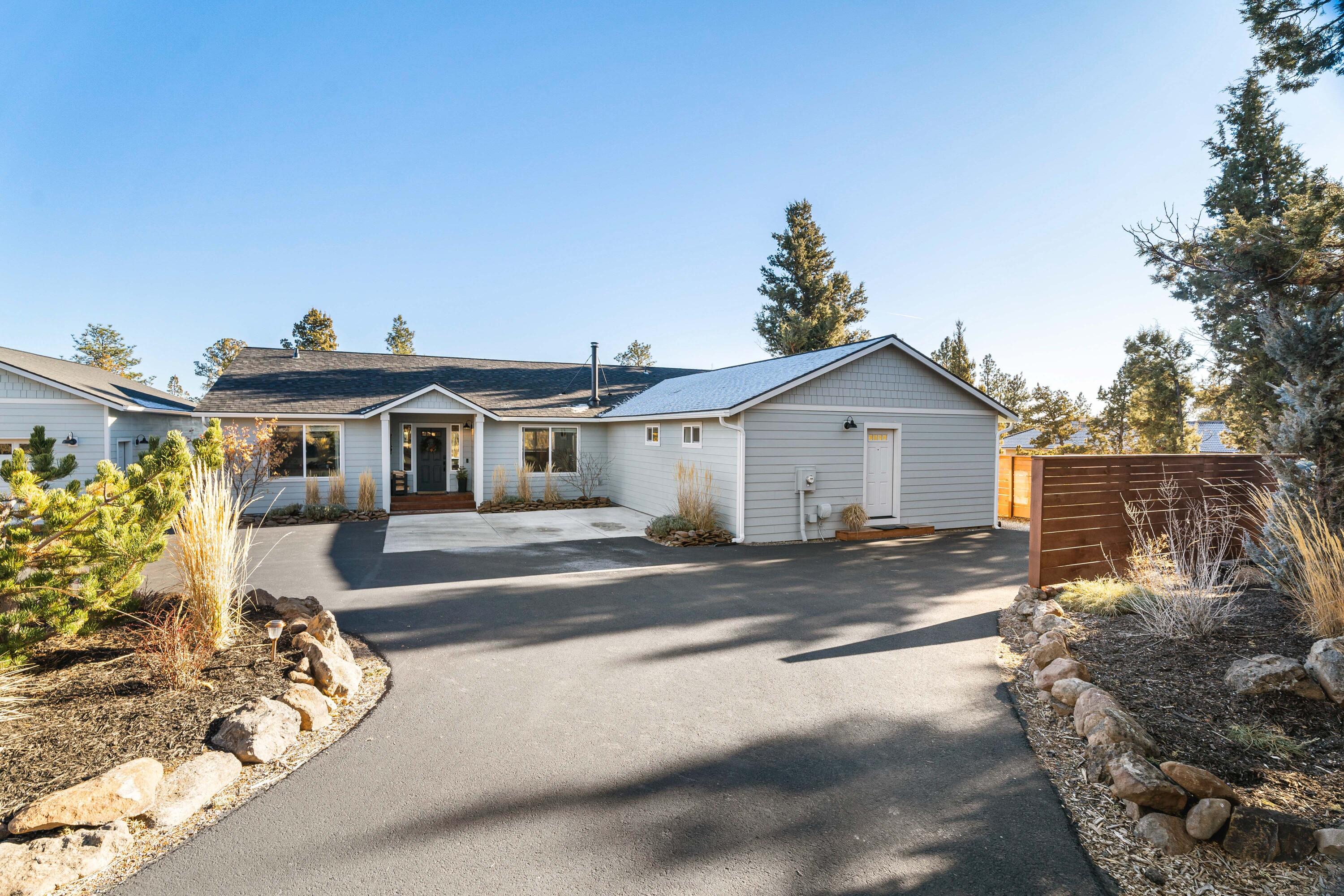 17725 Mountain View Road