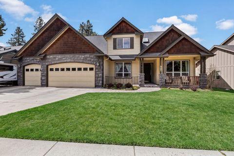 927 SE Briarwood Court Bend OR 97702