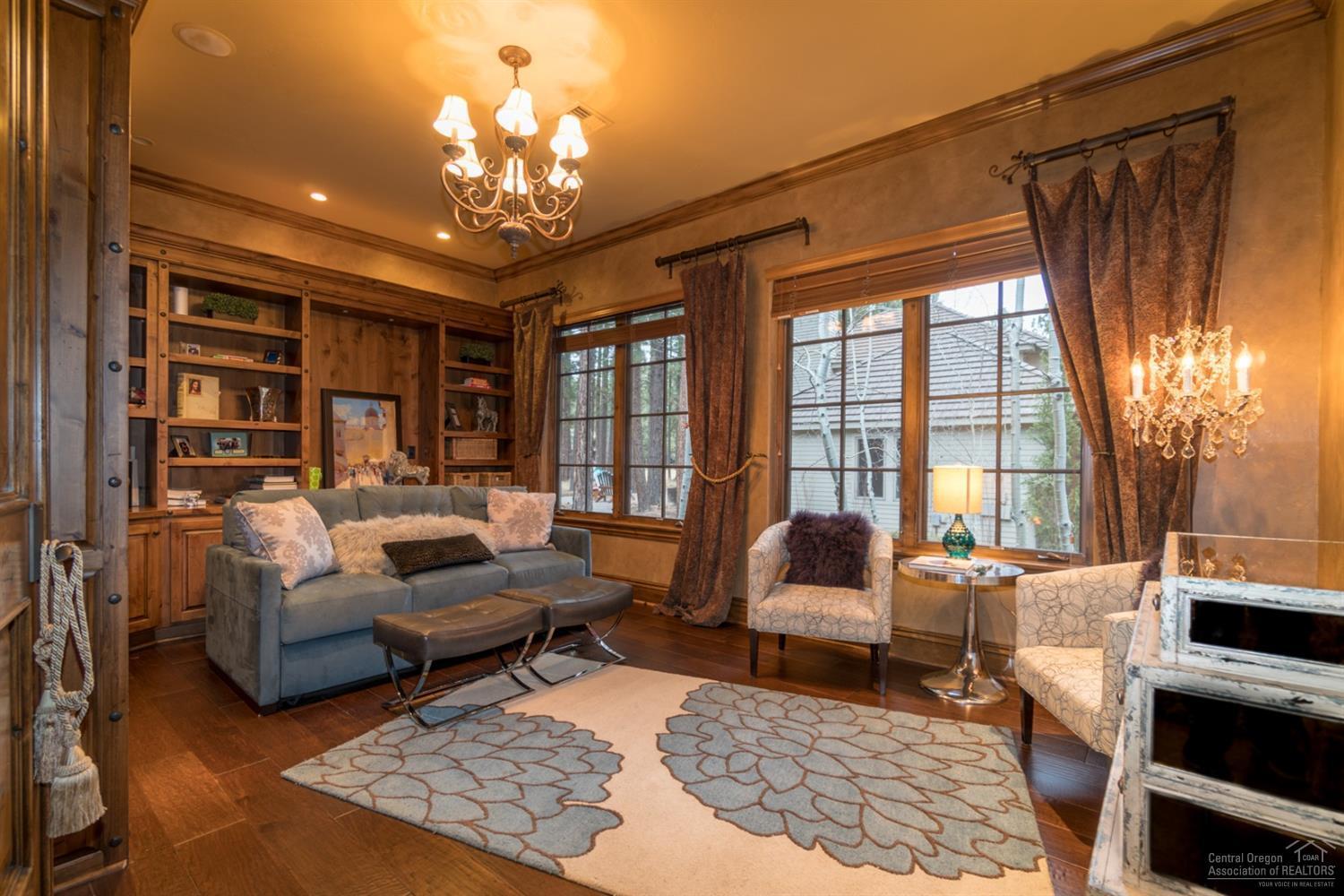 Broken Top - Residential