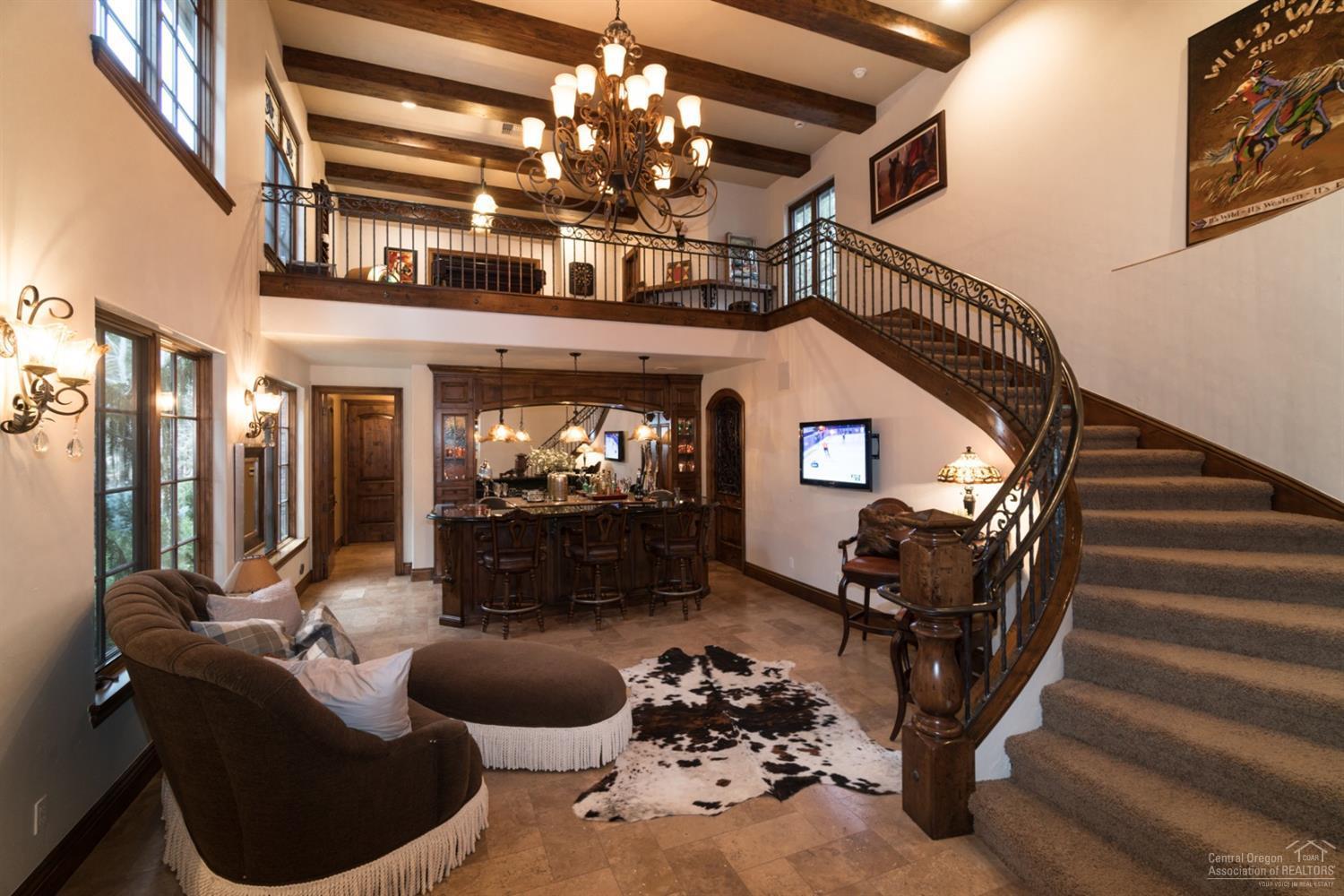 Broken Top - Residential