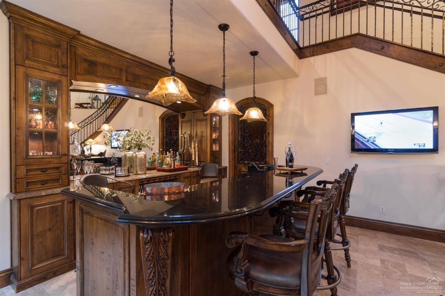 Broken Top - Residential