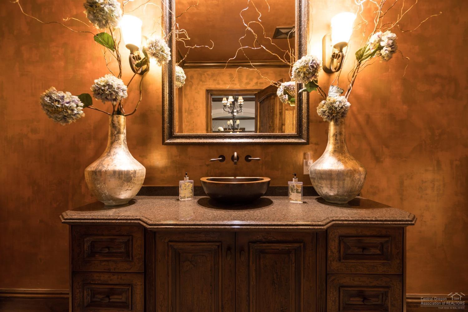 Broken Top - Residential