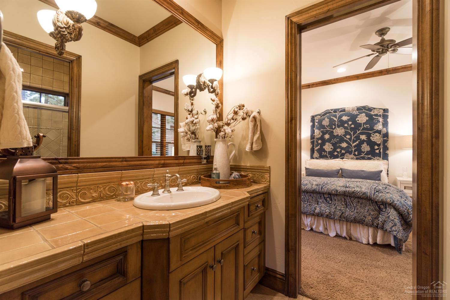 Broken Top - Residential