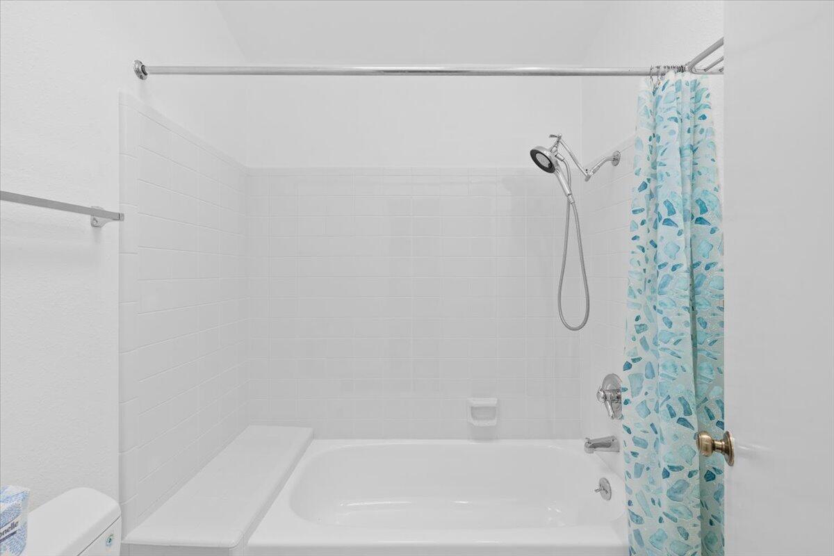 Ravenwood Townhomes - Residential