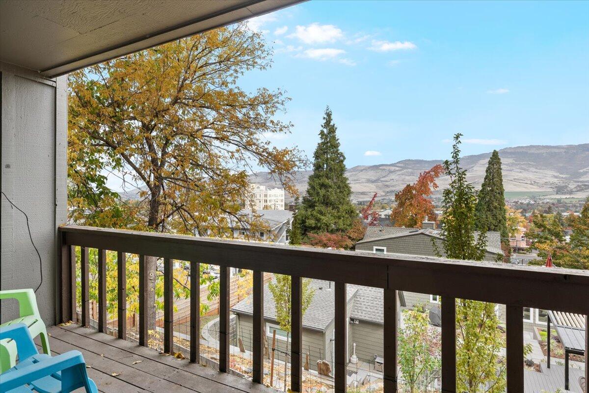 Ravenwood Townhomes - Residential