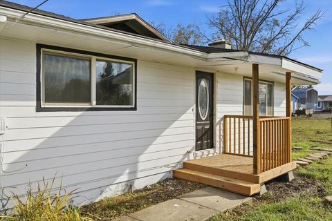 Tiny photo for 5156 Peace Lane, Central Point, OR 97502 (MLS # 220211969)