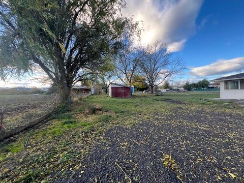 Tiny photo for 5156 Peace Lane, Central Point, OR 97502 (MLS # 220211969)
