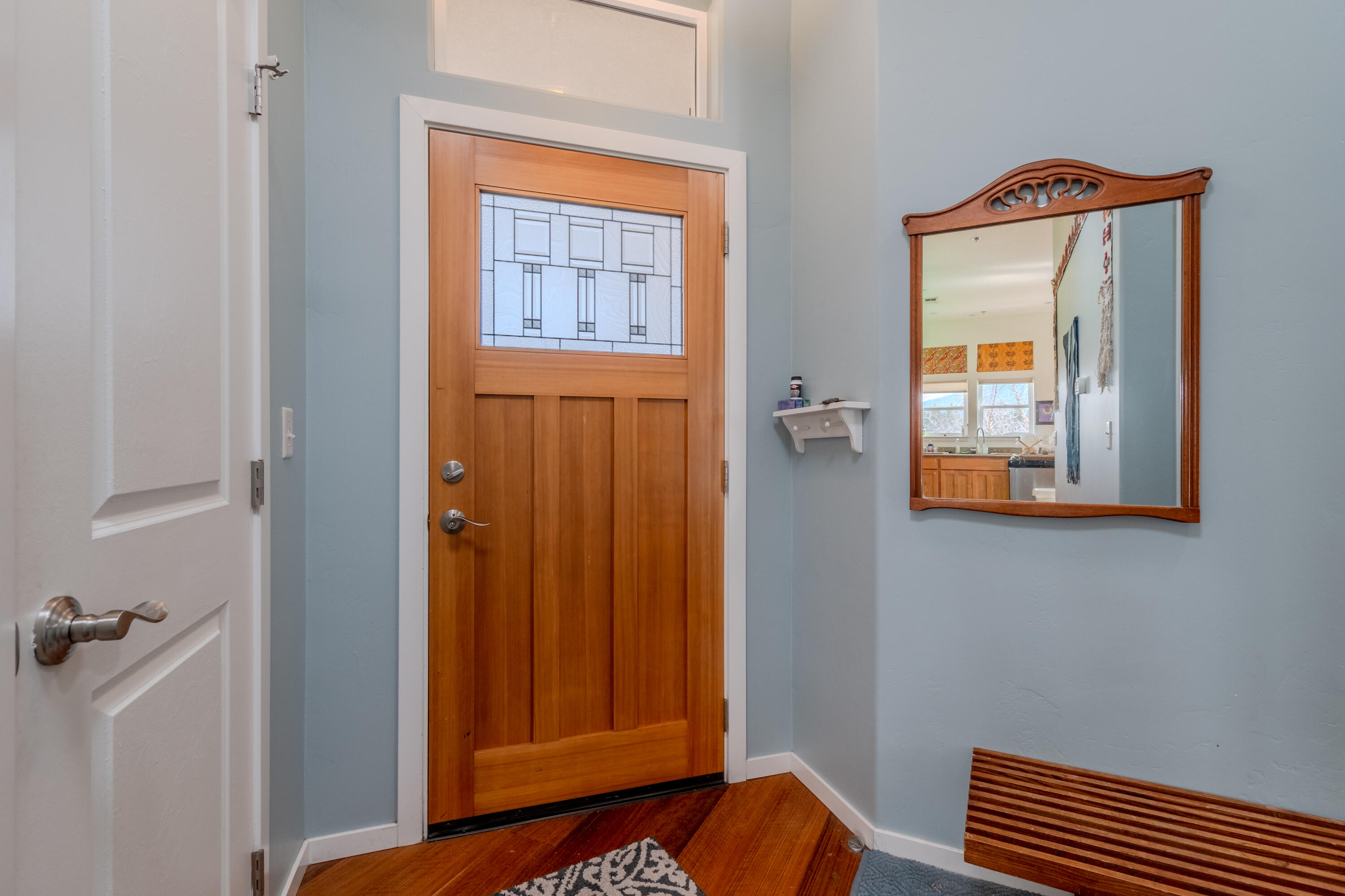 479 Russell Street 202