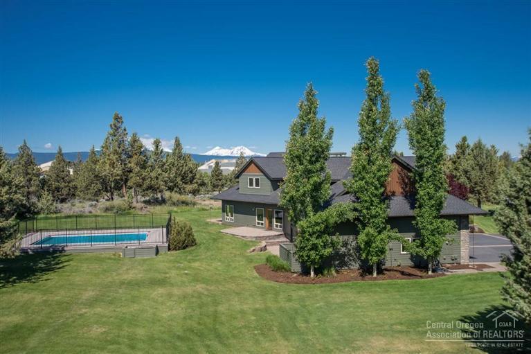 Royal Oak Estates - Residential