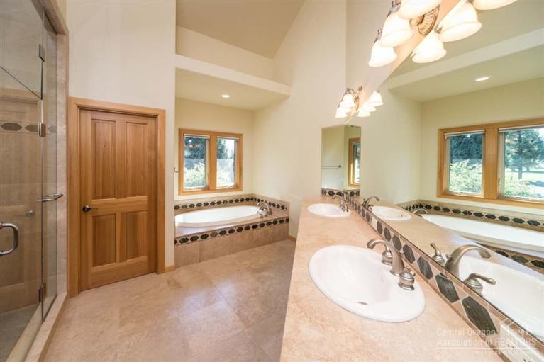 Royal Oak Estates - Residential