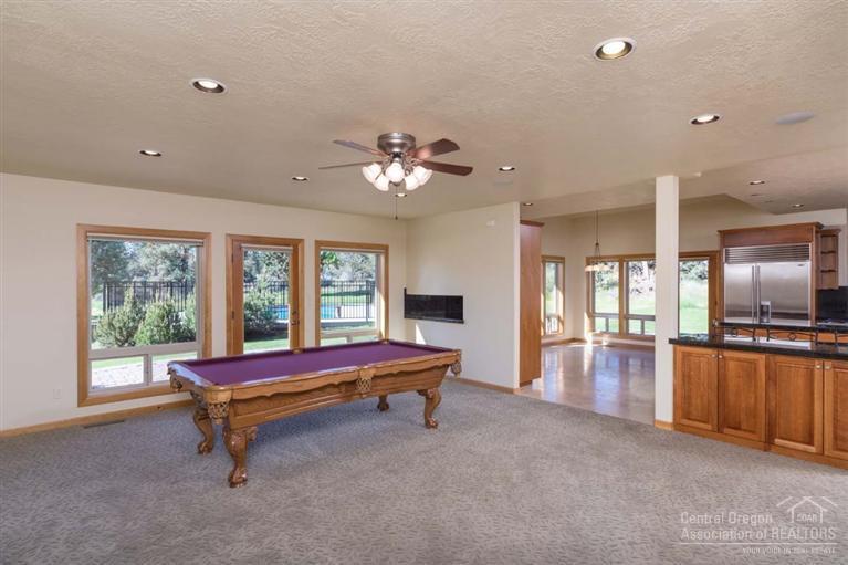 Royal Oak Estates - Residential