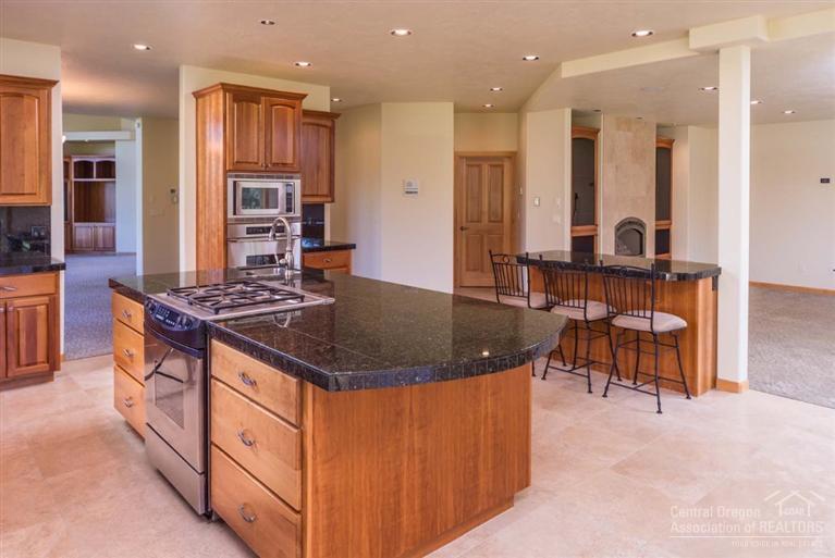 Royal Oak Estates - Residential