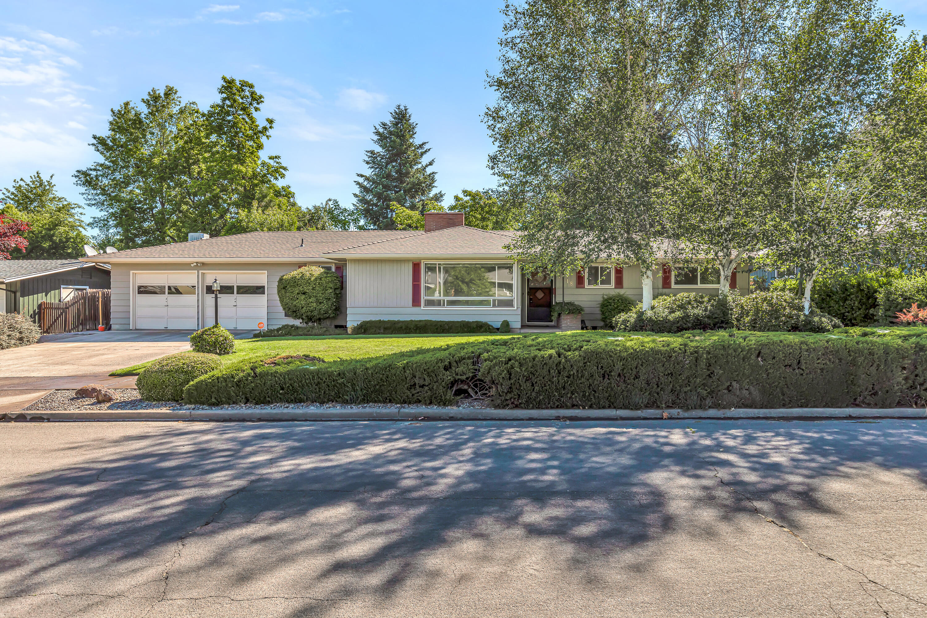 Blossom Hill Terrace Unit No 1 - Residential
