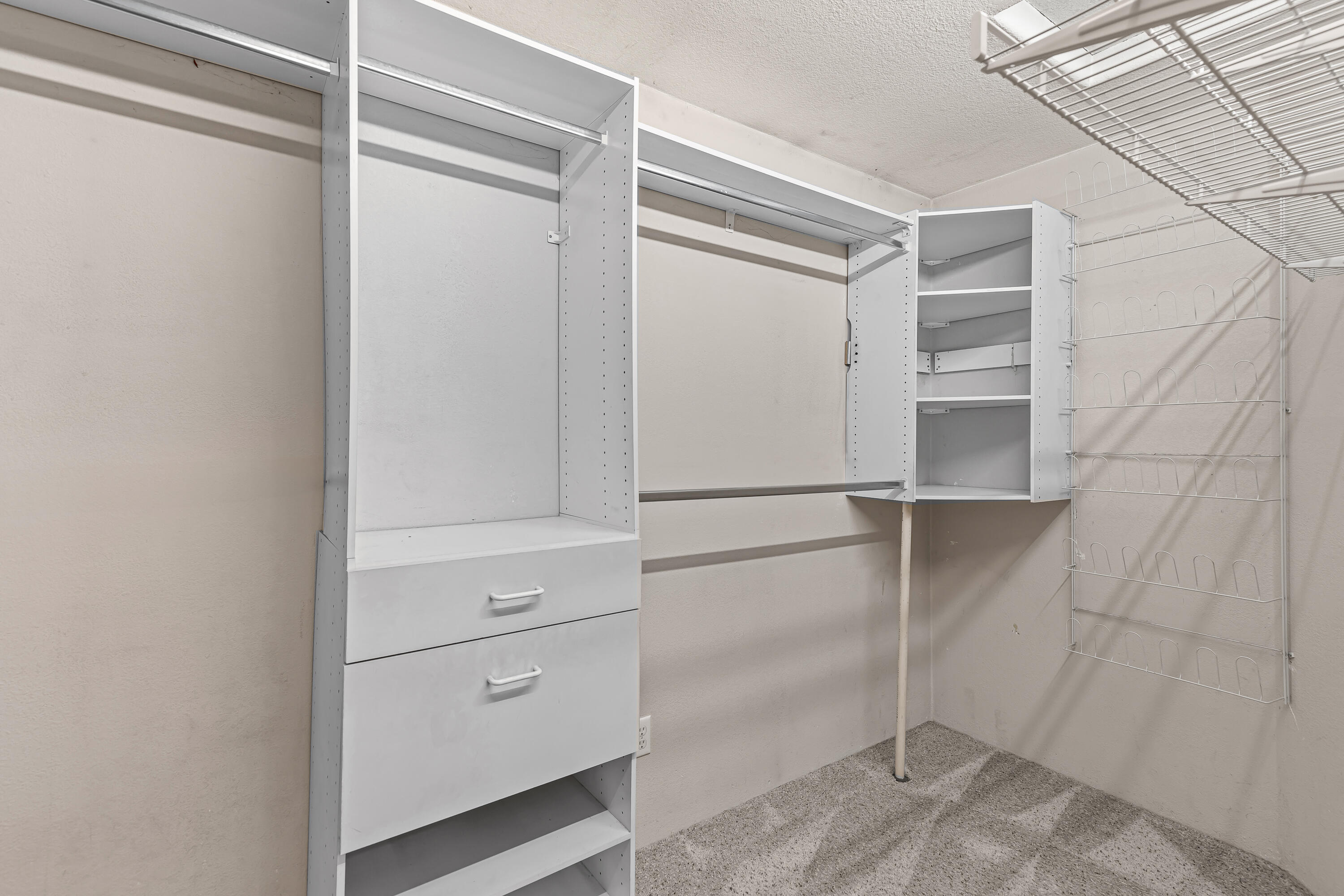 Blossom Hill Terrace Unit No 1 - Residential