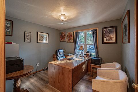 Tiny photo for 2015 Mae Street, Ashland, OR 97520 (MLS # 220214001)