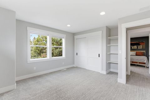 Tiny photo for 63557 Overtree Road, Bend, OR 97701 (MLS # 220220008)