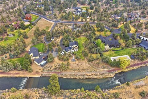 Tiny photo for 63557 Overtree Road, Bend, OR 97701 (MLS # 220220008)