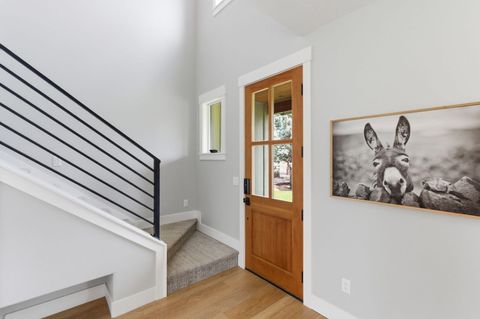 Tiny photo for 63557 Overtree Road, Bend, OR 97701 (MLS # 220220008)