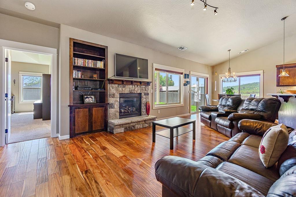 Shelter View Meadows - Residential