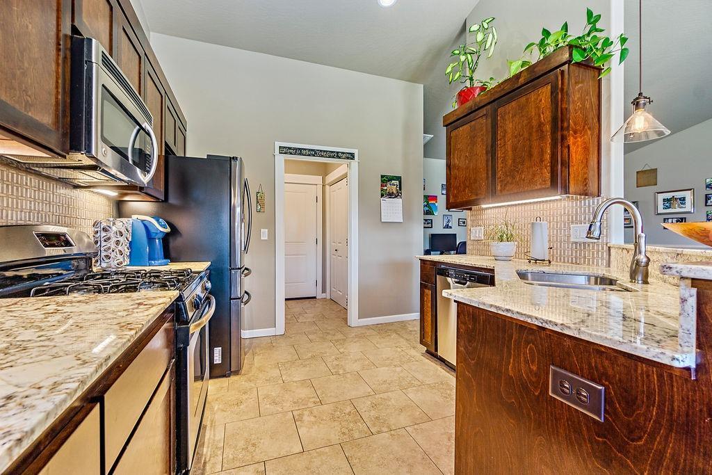 Shelter View Meadows - Residential