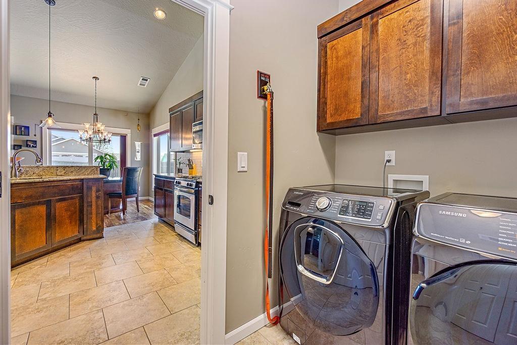 Shelter View Meadows - Residential