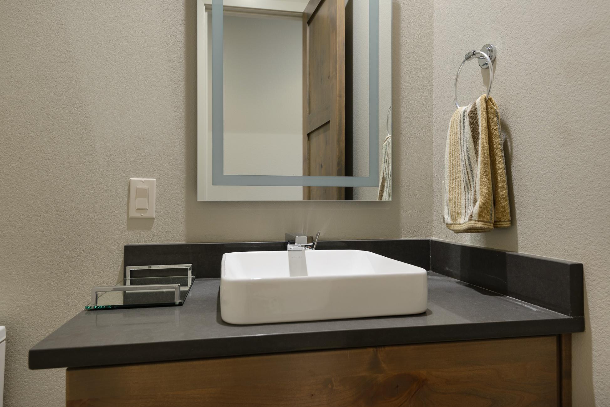 1925 Townhomes - Residential