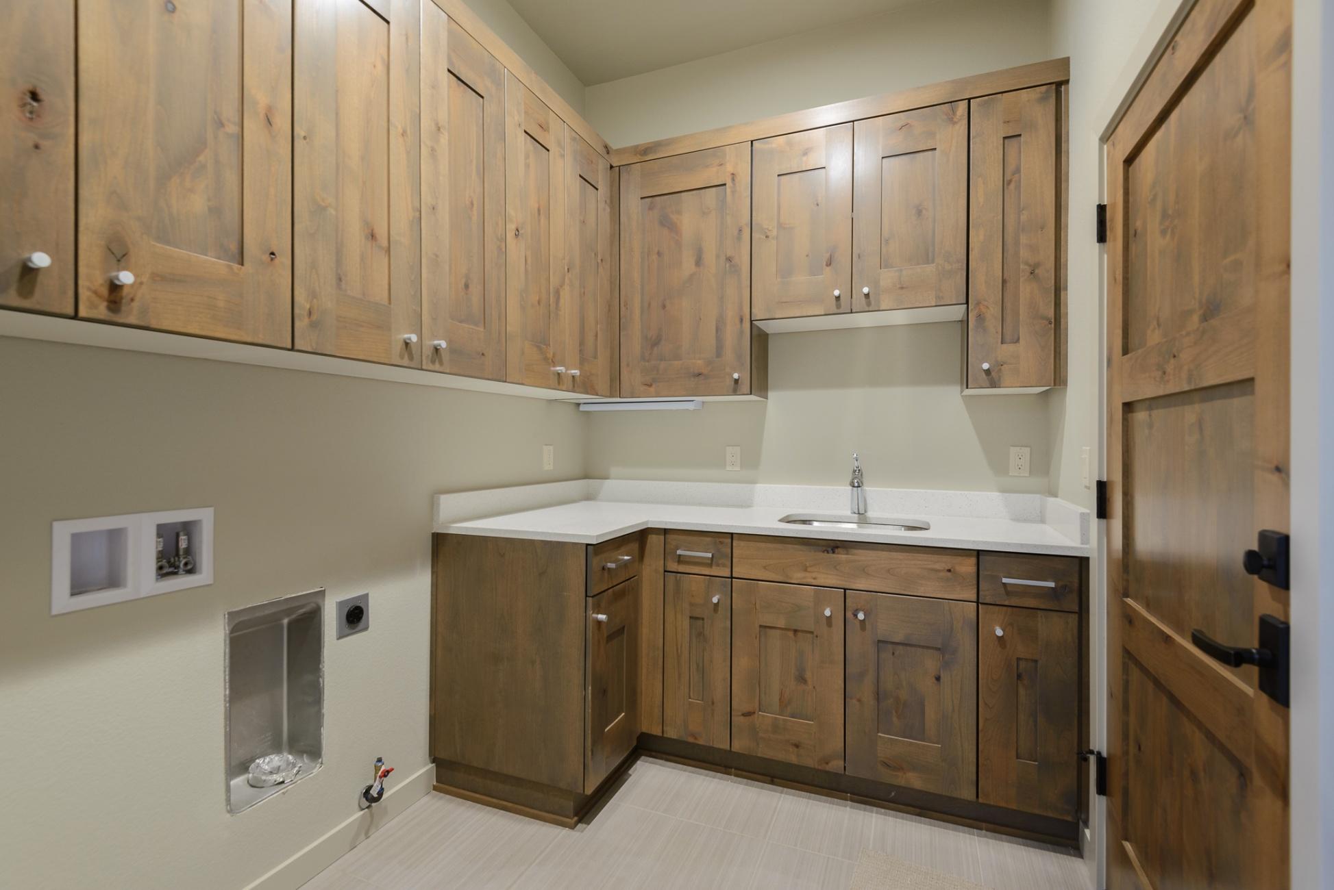 1925 Townhomes - Residential