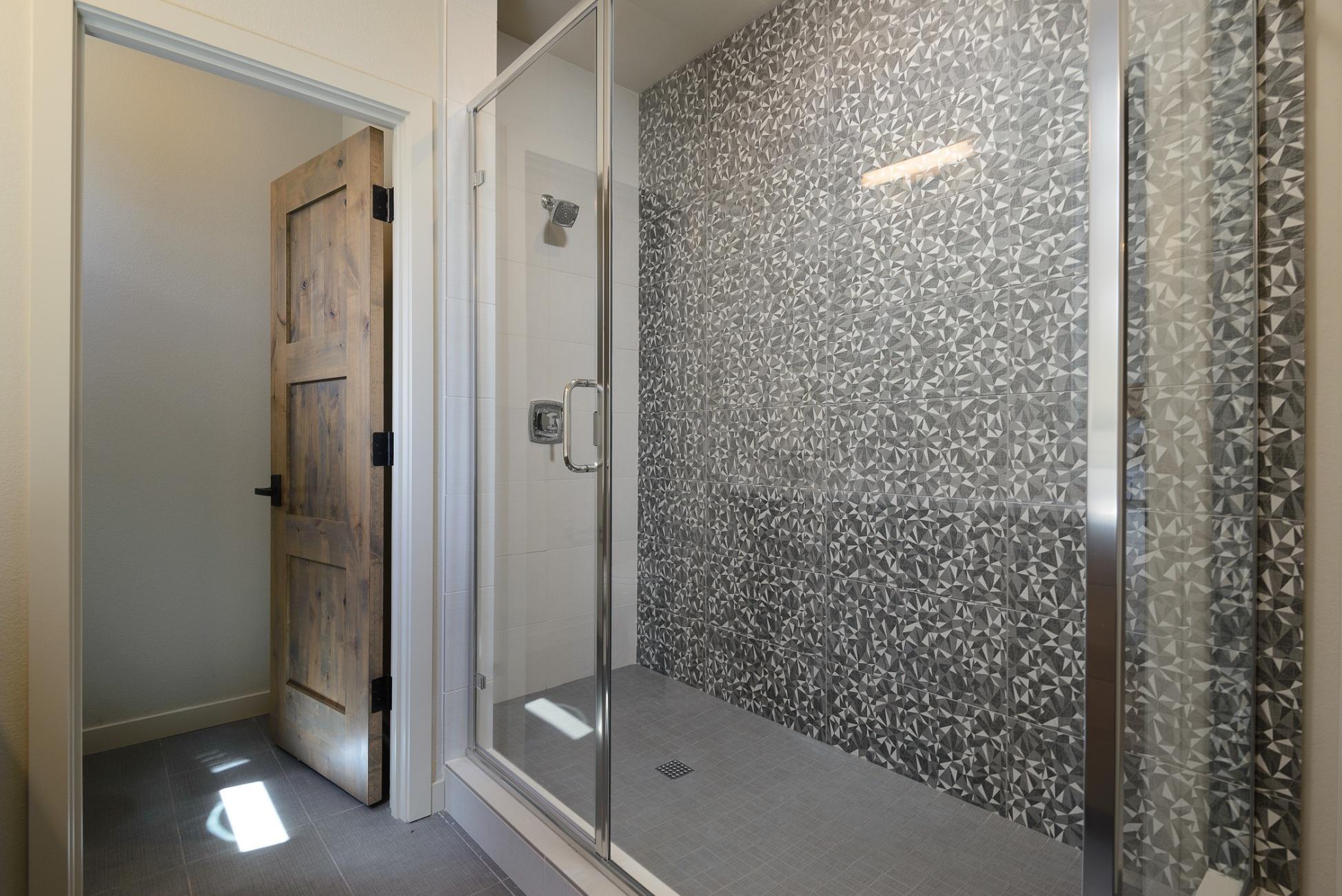 1925 Townhomes - Residential