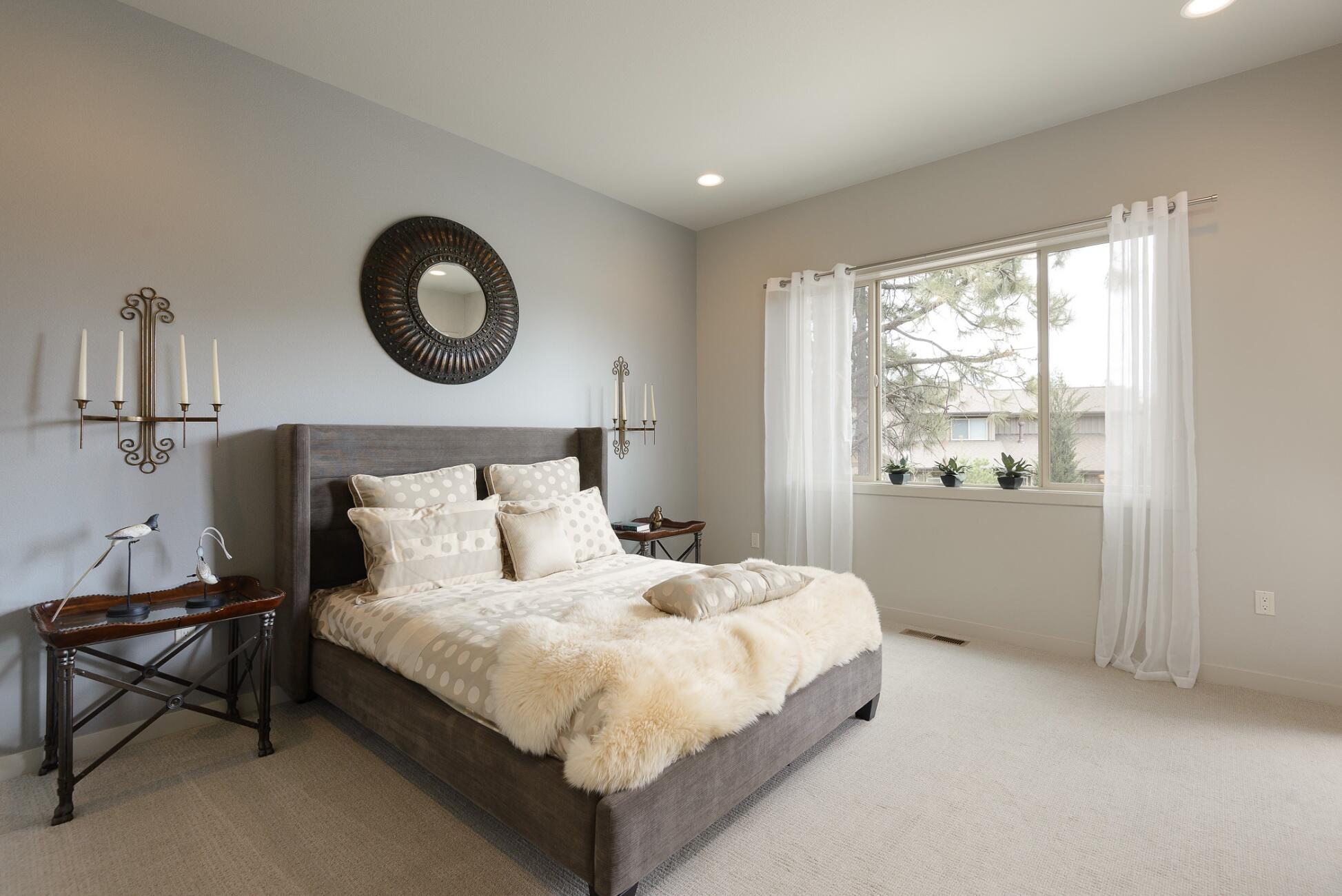 1925 Townhomes - Residential