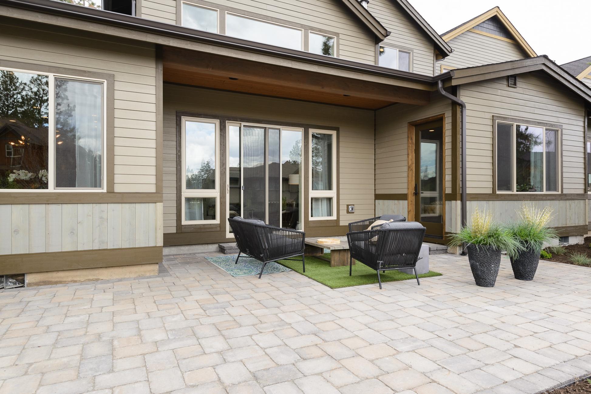 1925 Townhomes - Residential