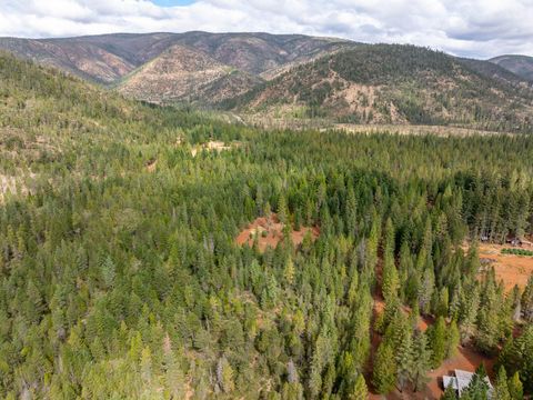 Tiny photo for 755 Rough Ready Creek Road, OBrien, OR 97534 (MLS # 220219633)