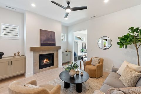 Tiny photo for 60935 SE Apollo Place, Bend, OR 97702 (MLS # 220216758)