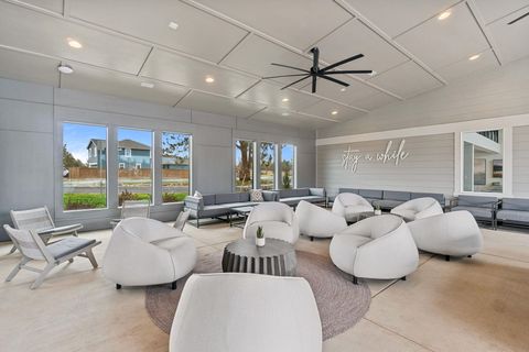 Tiny photo for 60935 SE Apollo Place, Bend, OR 97702 (MLS # 220216758)