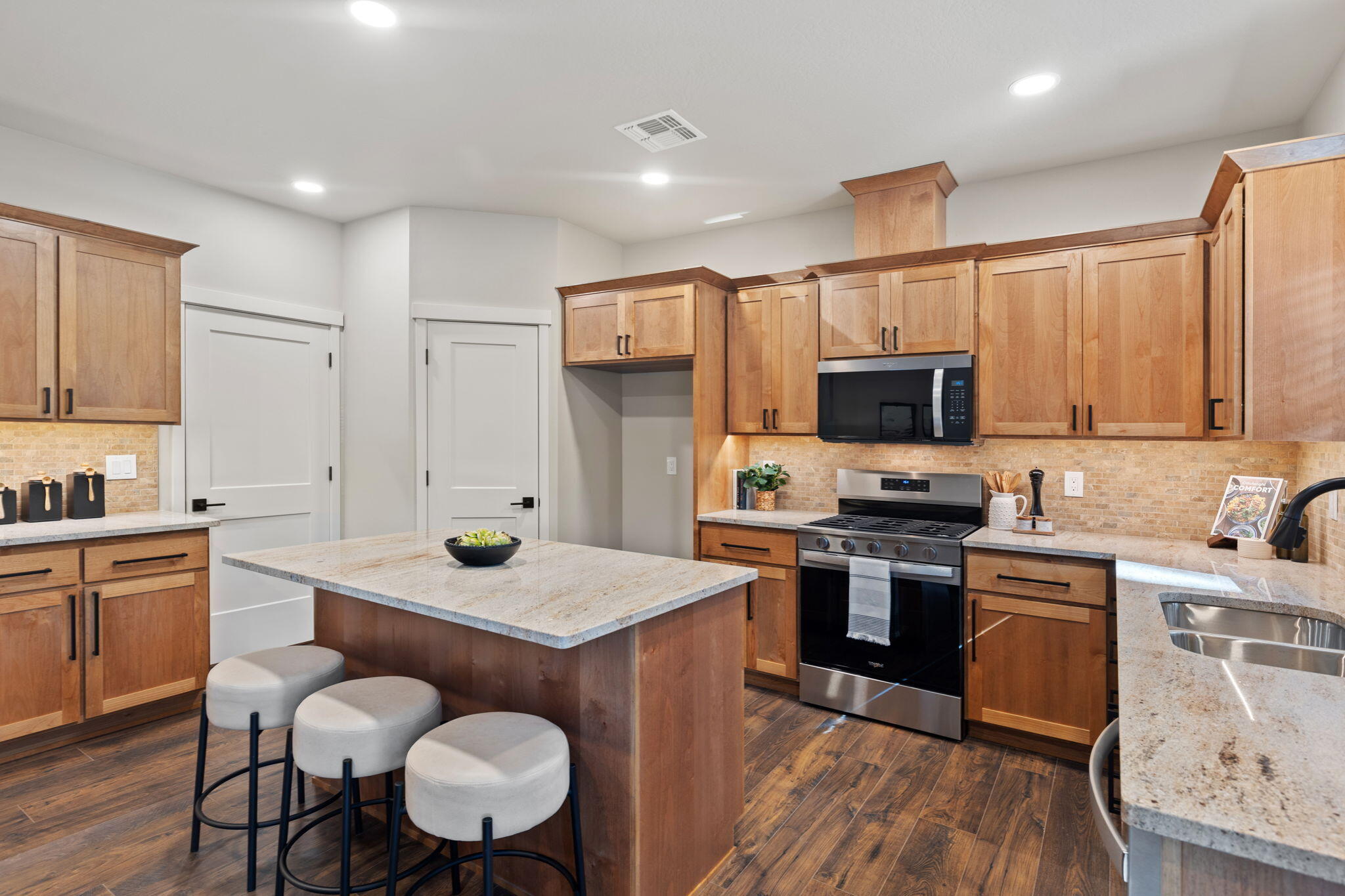 2571 Overland Drive Silverbrook Lot 2