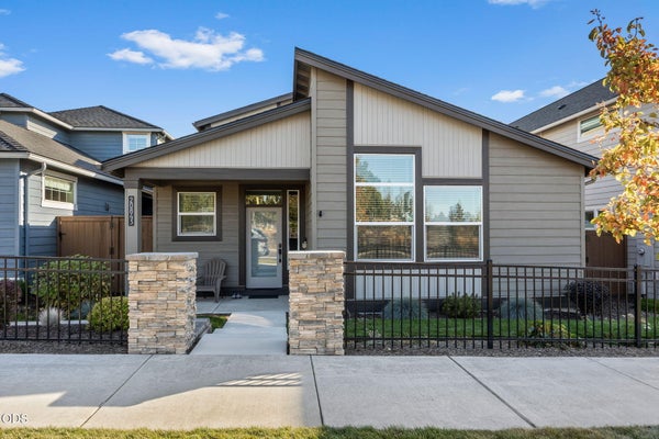 20843 SE CALDERA DR, BEND, OR 97702 - Image adadb54f4fca2c3eab41107faa0b5c0d/318743941