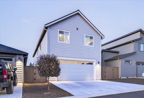Tiny photo for 20839 SE Caldera Drive, Bend, OR 97702 (MLS # 220211132)
